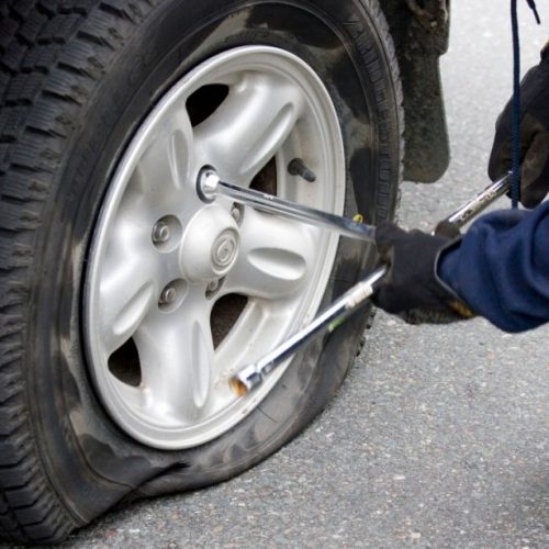 Roadside Flat Tire Change Services Baltimore MD in Difficult Situations